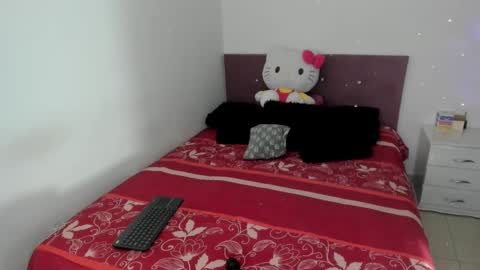 Nikole online show from November 27, 6:49 am