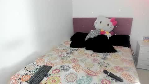 Nikole online show from November 21, 4:58 am