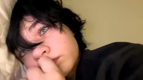 Snapshot of nikoli_naw chatting on January 7, 10:08 pm nikoli_naw online show from January 7, 10:08 pm