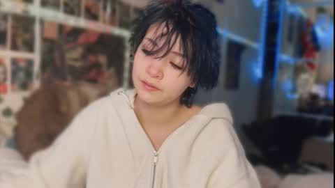 Snapshot of nikoli_naw chatting on October 19, 12:34 am nikoli_naw online show from October 19, 12:34 am