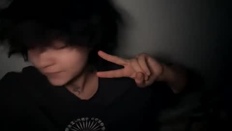 Snapshot of nikoli_naw chatting on January 5, 7:17 pm nikoli_naw online show from January 5, 7:17 pm