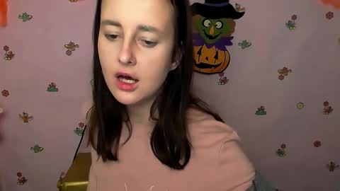 Nikolleta online show from November 1, 10:30 am