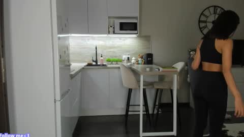 Bella online show from October 16, 11:46 am