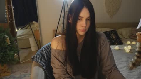 Jennet online show from January 5, 6:44 pm