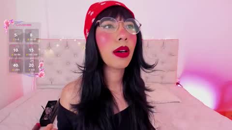 Nina Fox  online show from December 17, 1:15 pm