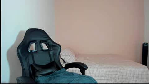  Nina  online show from March 4, 8:48 pm