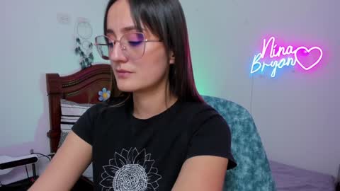 Nina online show from January 22, 9:11 pm