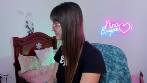 Nina online show from December 6, 3:22 pm