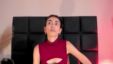 Nina online show from December 2, 6:10 pm