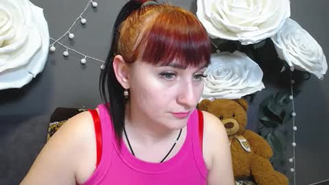 ninaflawlees online show from November 11, 1:41 pm