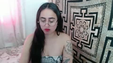 Snapshot of ninakravtz chatting on October 6, 2:56 pm N I N A online show from October 6, 2:56 pm