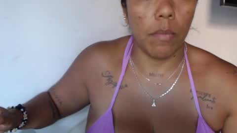 Ninapalmer online show from June 28, 10:05 pm