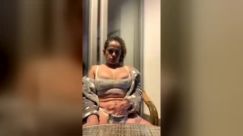 ninfomana420 online show from June 26, 12:34 am