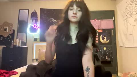 Noelle online show from November 20, 8:43 pm