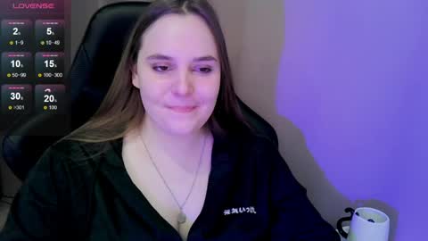 noir_ember_ online show from April 4, 6:18 pm