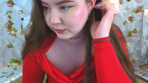 noirwhisper online show from April 18, 7:07 pm