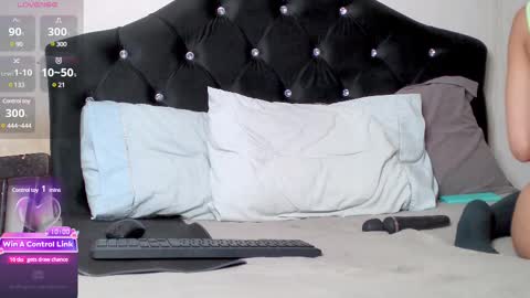 nonawhitemm online show from February 26, 11:48 pm