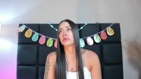 Nora Da Silva online show from April 2, 1:14 am