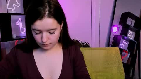 nori_mrr online show from November 8, 12:43 pm