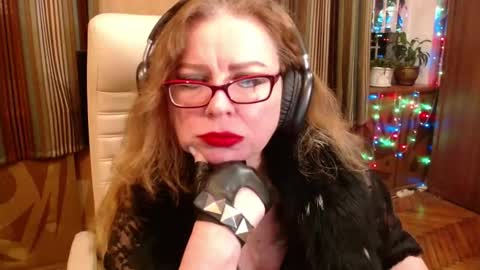 miss Tress online show from December 20, 9:52 pm