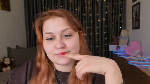 NORA online show from March 24, 11:10 pm