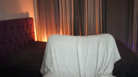 Tina online show from April 16, 5:23 pm