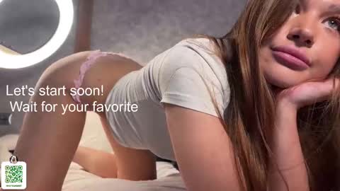 notecarret online show from December 4, 6:30 pm