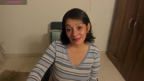 nuit_rose online show from March 30, 3:06 am