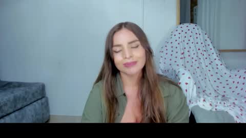 Laura nyu online show from January 10, 12:59 am