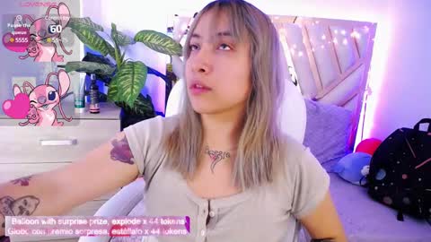 Snapshot of nyx_andria chatting on March 2, 8:57 pm Alex . online show from March 2, 8:57 pm