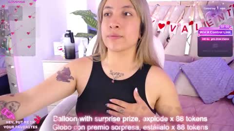 Snapshot of nyx_andria chatting on February 24, 7:52 pm Alex . online show from February 24, 7:52 pm