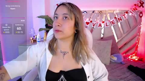 Snapshot of nyx_andria chatting on February 15, 7:06 pm Alex . online show from February 15, 7:06 pm