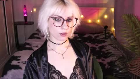 Moonlight online show from March 1, 9:42 am