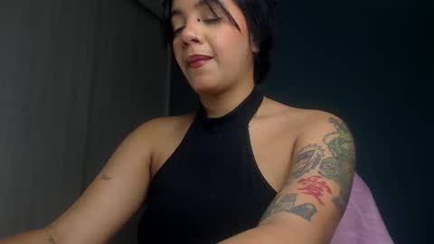 Snapshot of obeyval chatting on October 2, 11:32 pm Vale online show from October 2, 11:32 pm