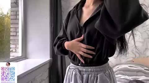 Snapshot of obsidian_glow chatting on September 12, 6:35 am Amelia online show from September 12, 6:35 am