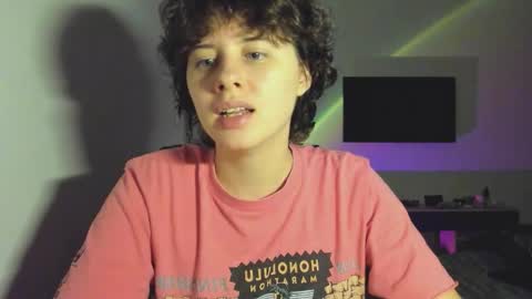 Evie online show from November 26, 3:57 pm