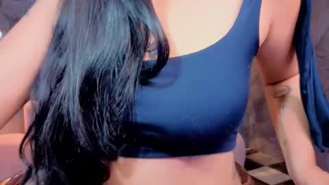 odette_b online show from November 26, 4:02 am