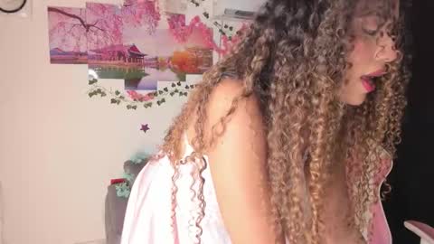 Odette  online show from November 11, 10:40 pm