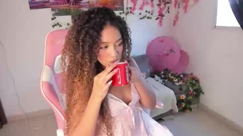 Odette  online show from October 24, 9:11 pm