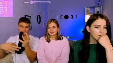 Snapshot of odri_sweet chatting on October 13, 2:47 am odri_sweet online show from October 13, 2:47 am