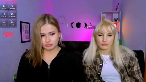 Snapshot of odri_sweet chatting on October 10, 8:14 pm odri_sweet online show from October 10, 8:14 pm