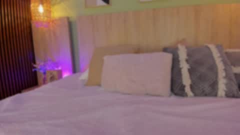 Holly online show from October 28, 12:00 pm