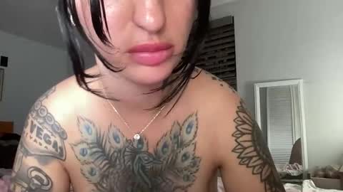 riley online show from February 28, 4:56 am