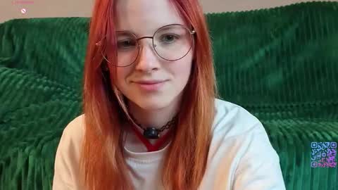 Yumi online show from March 25, 6:22 pm