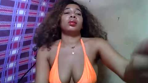 olinaa online show from June 1, 6:20 pm