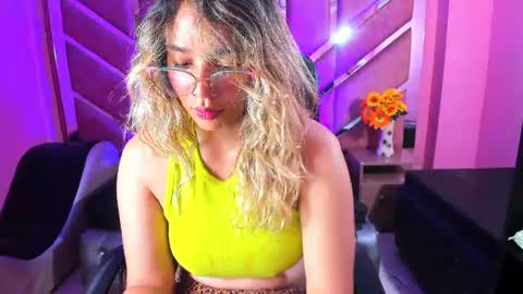  OLIVIA  online show from March 7, 3:19 am