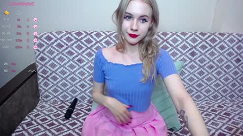 Snapshot of olivia_graceee chatting on December 20, 3:10 pm olivia_graceee online show from December 20, 3:10 pm