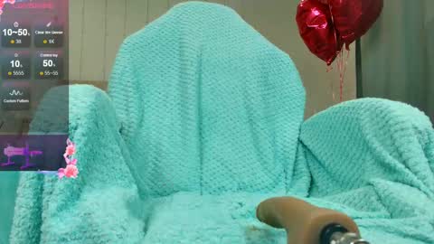 Olivia Hi guys Follow me  online show from March 19, 1:21 am