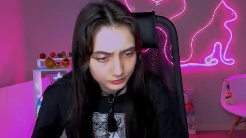 olivia_norton_ online show from January 8, 12:20 pm