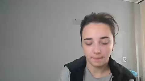 Olivia online show from October 31, 11:25 am